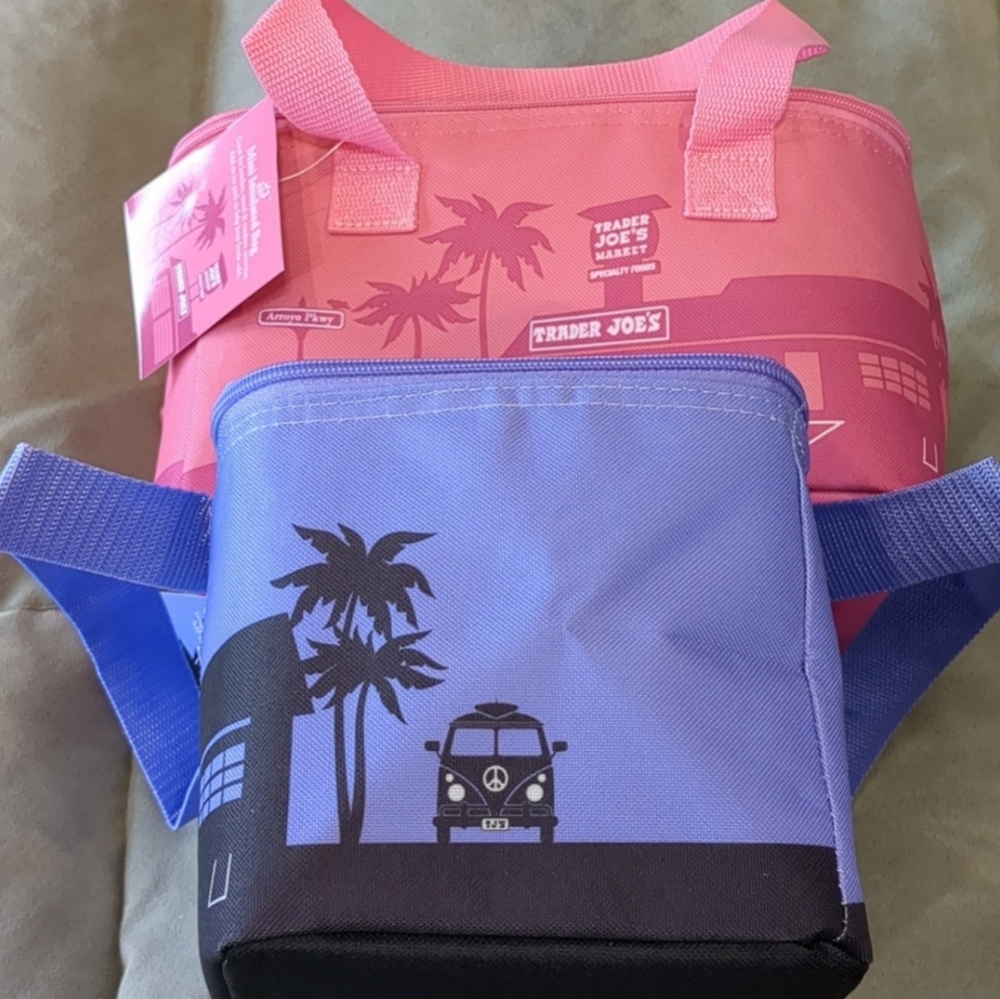 NWT Trader Joe's mini insulated lylac and pink 1.5 gallon cooler bags - Picture 3 of 15